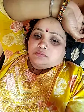 Snapshot of Kiyara7 chatting on 03.21.25 Kiyara7 online show from 03.21.25