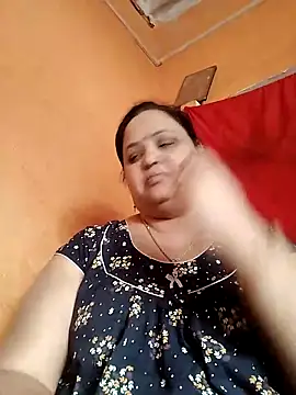 Snapshot of Kiyara7 chatting on 03.23.25 Kiyara7 online show from 03.23.25