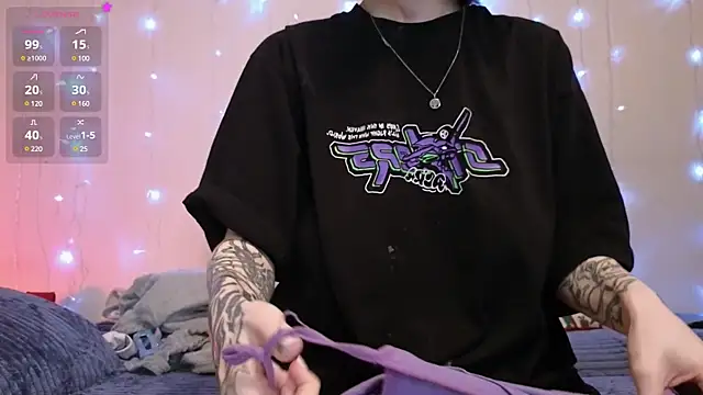 Snapshot of christy_memeow chatting on 02.23.25 christy memeow online show from 02.23.25