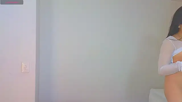 Snapshot of Tiphani_walker_ chatting on 01.09.26 Tiphani walker online show from 01.09.26