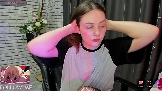 Snapshot of Kvetachka chatting on 03.01.25 Kvetachka online show from 03.01.25