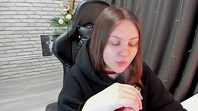Snapshot of Kvetachka chatting on 03.02.25 Kvetachka online show from 03.02.25