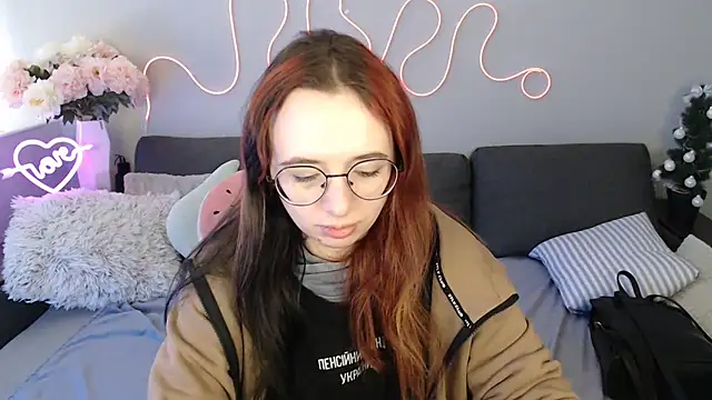 Mini Diva online show from 02.01.26