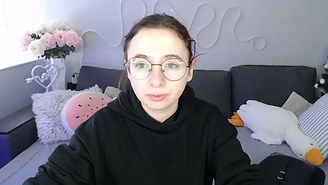 Mini Diva online show from 03.08.26