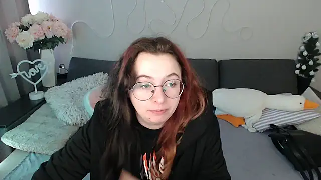 Mini Diva online show from 04.08.26