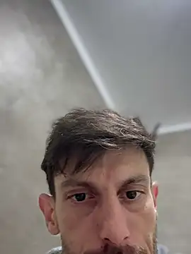 nicolaaaaas online show from 01.04.25