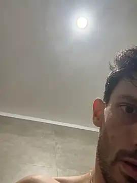 nicolaaaaas online show from 01.05.25