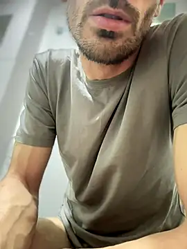 nicolaaaaas online show from 10.02.25