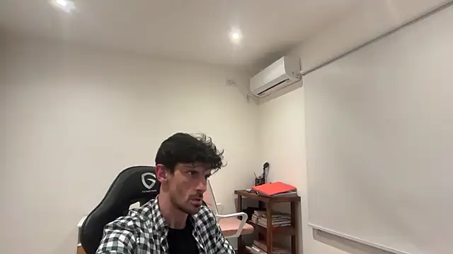 nicolaaaaas online show from 10.08.25