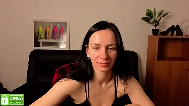 Snapshot of annakillianox chatting on 04.24.26 annakillianox online show from 04.24.26