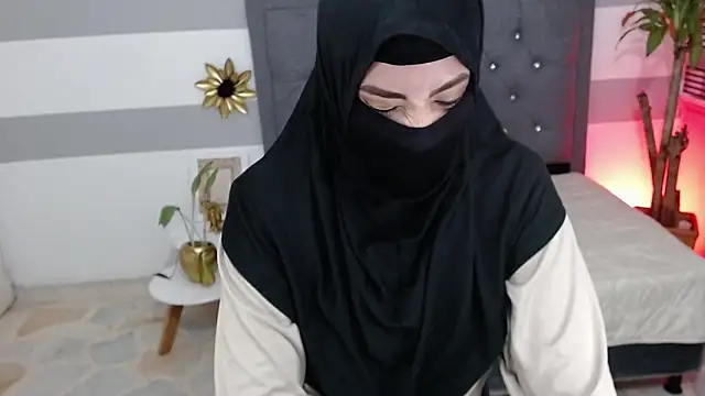 Snapshot of Jalima_sabag chatting on 12.16.24 Jalima sabag online show from 12.16.24