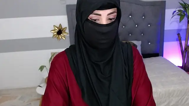 Snapshot of Jalima_sabag chatting on 12.17.24 Jalima sabag online show from 12.17.24