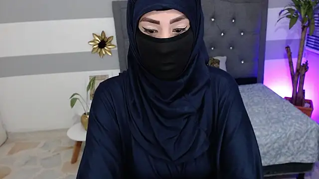 Snapshot of Jalima_sabag chatting on 12.20.24 Jalima sabag online show from 12.20.24