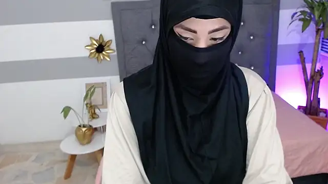 Snapshot of Jalima_sabag chatting on 12.23.24 Jalima sabag online show from 12.23.24