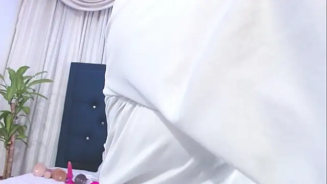 Uzra hayed online show from 03.14.25