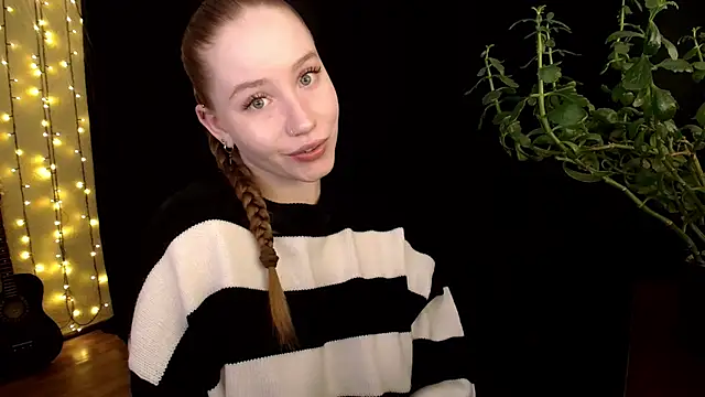 SindiWatsoon online show from 10.14.25