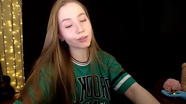 SindiWatsoon online show from 12.03.25