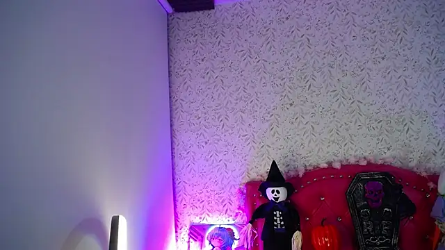 Snapshot of luly_pink chatting on 10.24.25 luly pink online show from 10.24.25