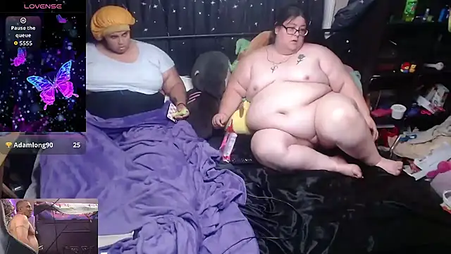 Snapshot of yoursexything79 chatting on 10.09.25 yoursexything79 online show from 10.09.25