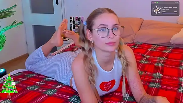 Kamila icee online show from 12.27.24