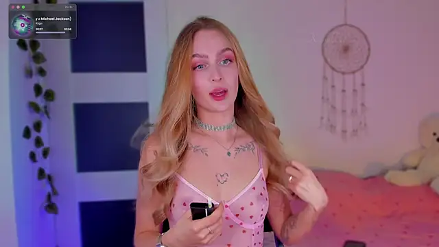 Kamila icee online show from 03.15.25