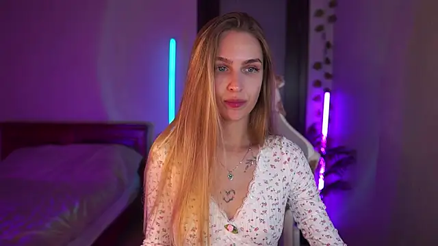 Kamila icee online show from 09.13.25