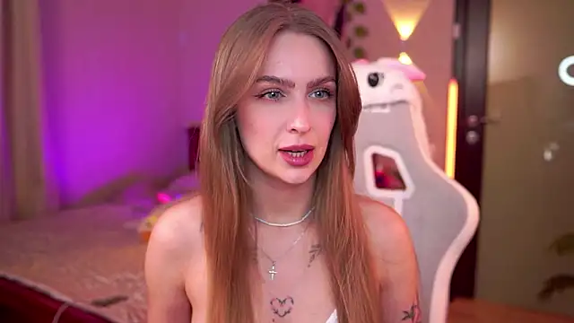 Kamila icee online show from 03.15.26