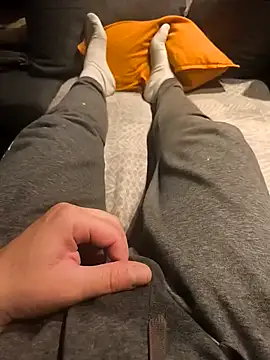 onbifeet online show from 12.20.25