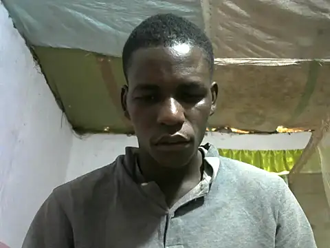 Snapshot of Bigras0011 chatting on 09.23.25 Bigras0011 online show from 09.23.25