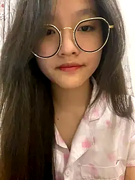 Krixxi22 online show from 12.05.24