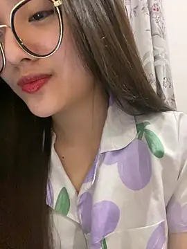 Krixxi22 online show from 03.12.25