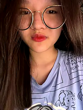 Krixxi22 online show from 10.05.25