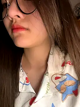 Krixxi22 online show from 11.25.25