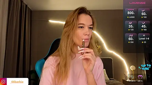 Snapshot of BBabyShark chatting on 01.16.25 BBabyShark online show from 01.16.25