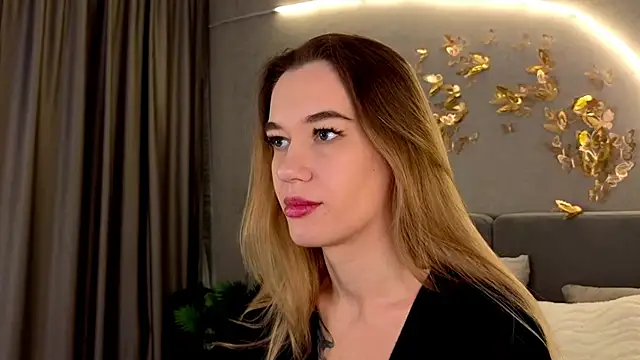 Snapshot of BBabyShark chatting on 01.25.25 BBabyShark online show from 01.25.25