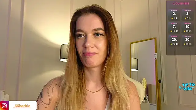 Snapshot of BBabyShark chatting on 03.19.25 BBabyShark online show from 03.19.25