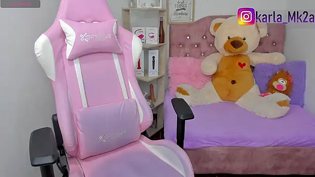 Snapshot of karla_cute01 chatting on 12.16.24 karla cute01 online show from 12.16.24