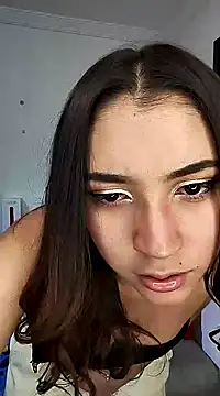 Snapshot of karla_cute01 chatting on 01.01.25 karla cute01 online show from 01.01.25