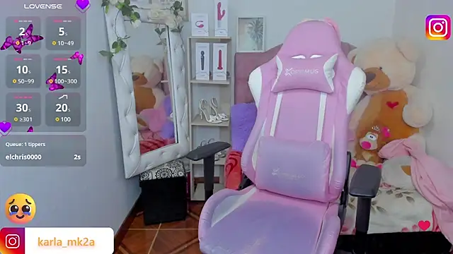 Snapshot of karla_cute01 chatting on 03.12.25 karla cute01 online show from 03.12.25