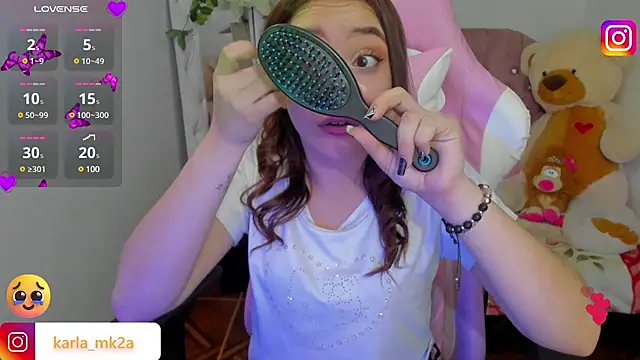 Snapshot of karla_cute01 chatting on 03.17.25 karla cute01 online show from 03.17.25