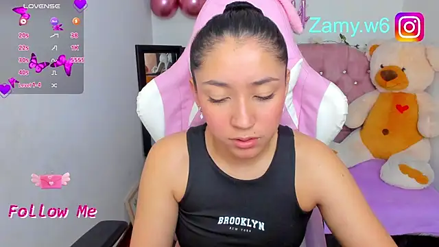 Snapshot of karla_cute01 chatting on 09.09.25 karla cute01 online show from 09.09.25