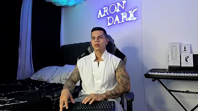 Aron Dark online show from 12.11.24