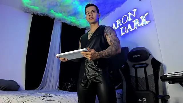 Aron Dark online show from 02.09.25
