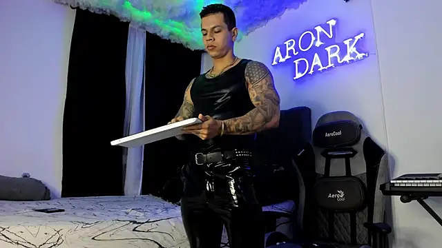 Aron Dark online show from 02.11.25