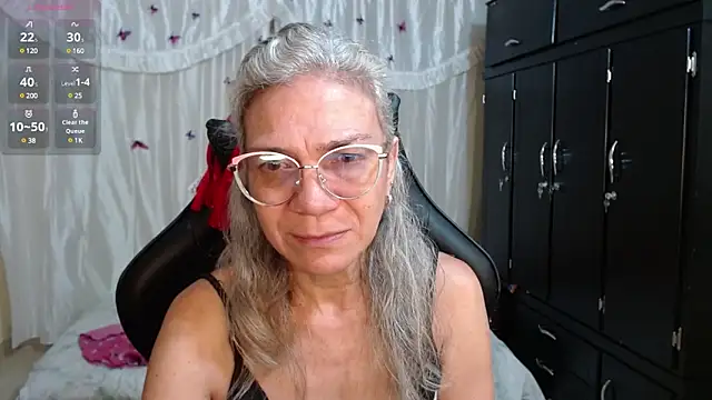 Snapshot of Giorgia_xue53 chatting on 03.01.25 Giorgia xue53 online show from 03.01.25