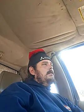 Snapshot of daddysmalldick502 chatting on 11.03.25 daddysmalldick502 online show from 11.03.25