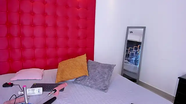 Daliana Beck online show from 10.24.25