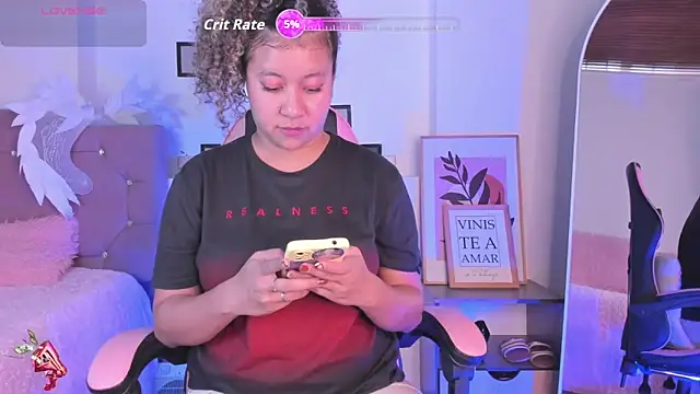 Snapshot of Kenia_tompson01 chatting on 09.29.25 Kenia tompson01 online show from 09.29.25