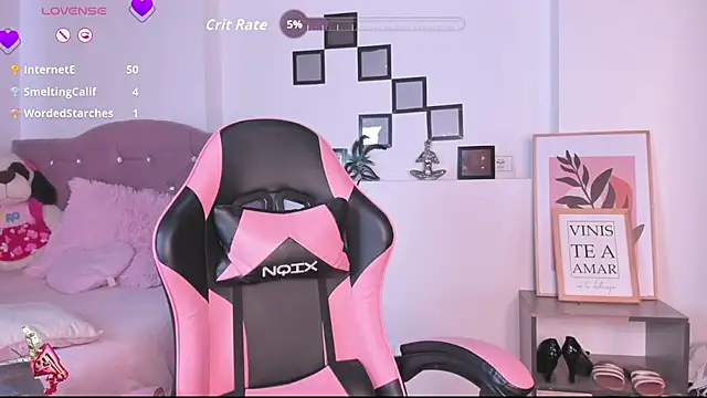 Snapshot of Kenia_tompson01 chatting on 10.04.25 Kenia tompson01 online show from 10.04.25