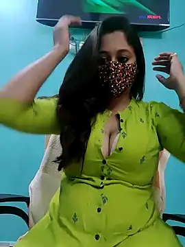 Snapshot of Natasha-143 chatting on 02.08.25 Natasha-143 online show from 02.08.25